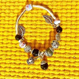 Super Cute Glass Crystal Ball Black Color Bracelet. Free size